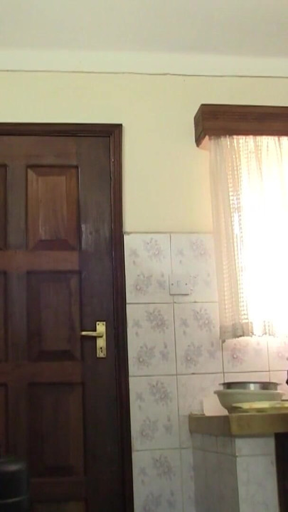Bu evli büyük götlü siyah sürtüğün husbands vaatlerini Miami'de gerçek bir çekim için takasını izledim | Klip 1