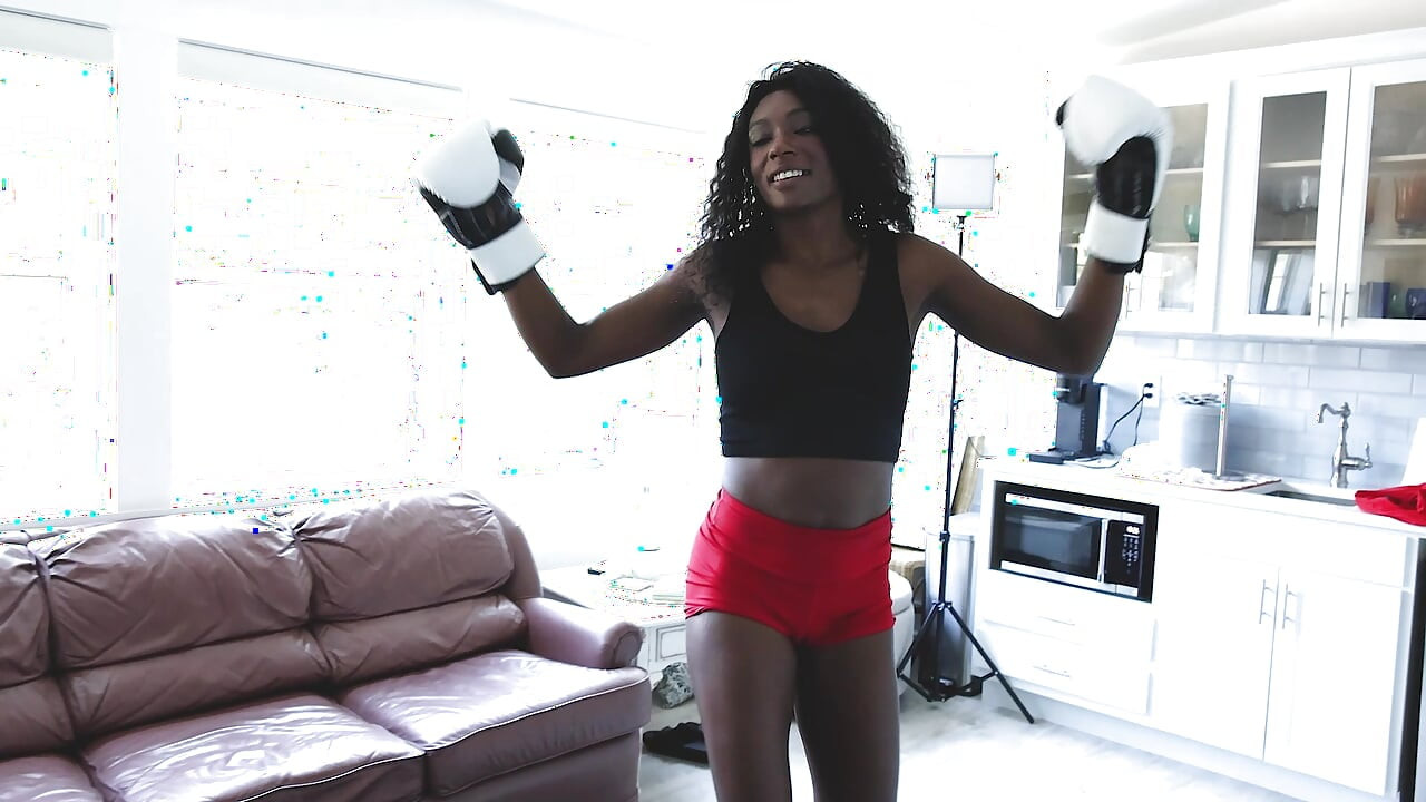 Paris Love Vs Doc Chocolate-boxing Match