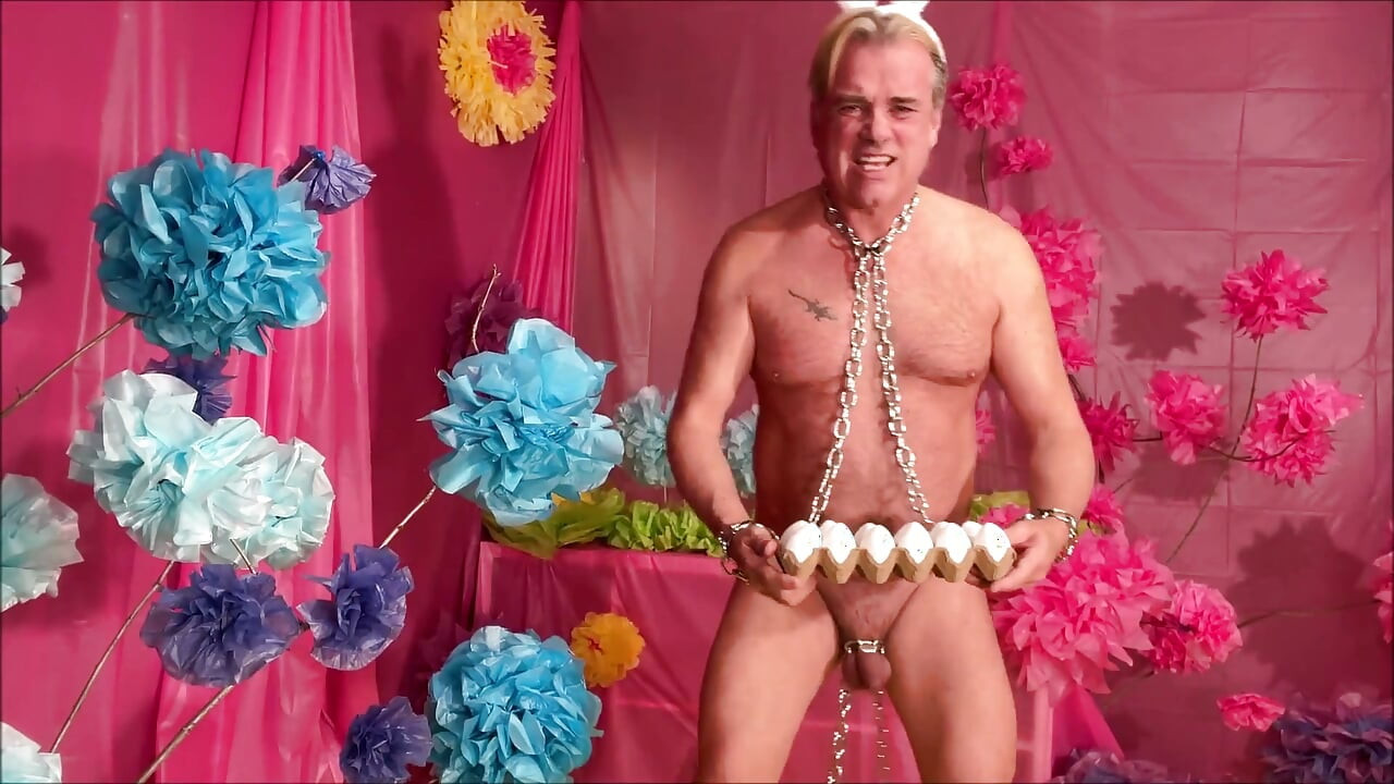 Easter Bunny Lays Its Eggs 1
