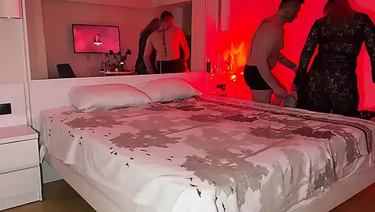 Seks sempurna di kamar hotel dengan bahasa turki yang menganga