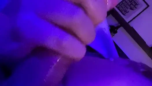 Gemütlicher blowjob zu hause an einem kalten herbstabend