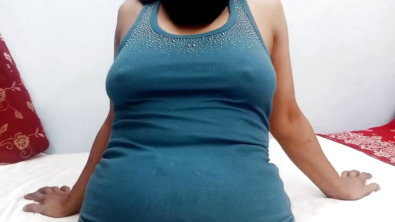 Jak Muslimská Vesničanky Bhabhi Vzala Švagrovo Péro Do Zadku