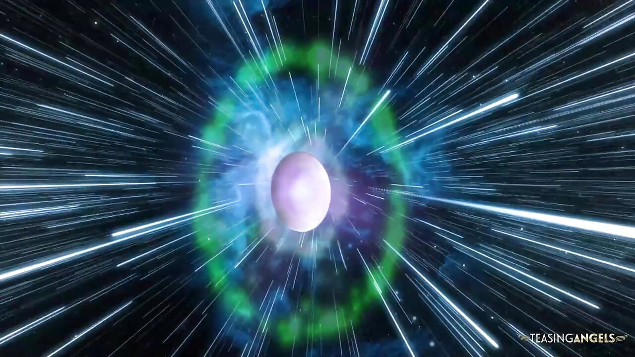 Ciemnowłosa ślicznotka zostaje zjedzona tuż przed hardcorowym seksem