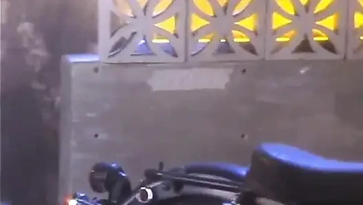 Pemotretan Smoke and Bike Menampilkan Tera Patrick