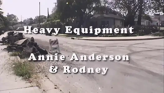 90er, Porno-küken Mit Dicken Titten Schluckt Schmutzig!