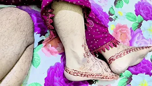 Indian Bhabi ki Chut men Fingering ki