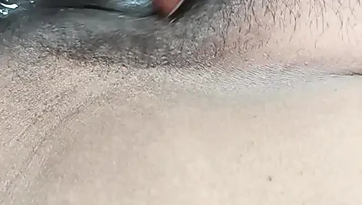 Memek gadis india yang hot dan cantik dientot dari dekat