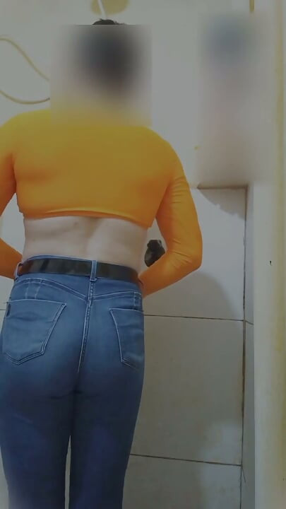 হট ফেমবয়। ক্যারল ভিডিও শর্টস