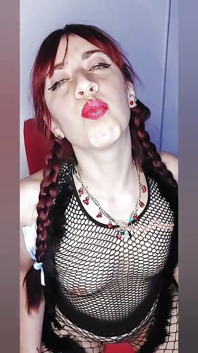 Shyyfxx Din Femdom Kreste Ydmyger Dig, Mens Du Behager Hende JOI CEI Nedräkning Del 1