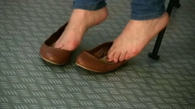 Danica Flats Shoeplay