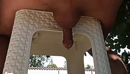 Bahçede anal oyun