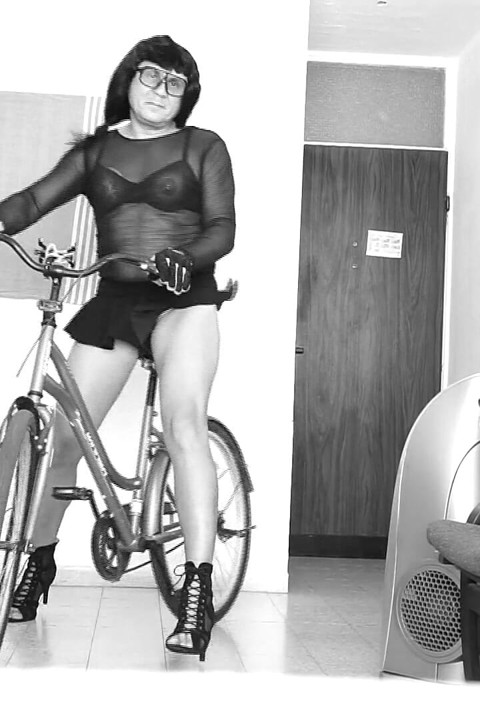 Crossdresser Ready on Bike