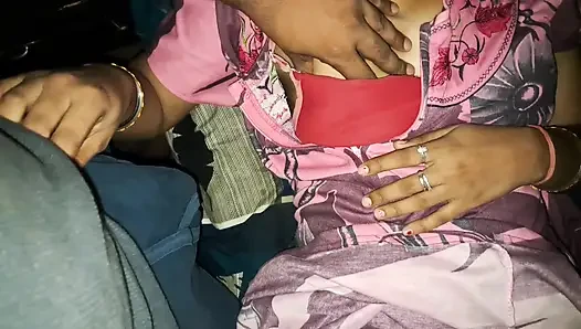 Pados ke uncle ne mujhe ghar main akela pake mere saath mast sex kiya aur maal mere upar hi nikal diya