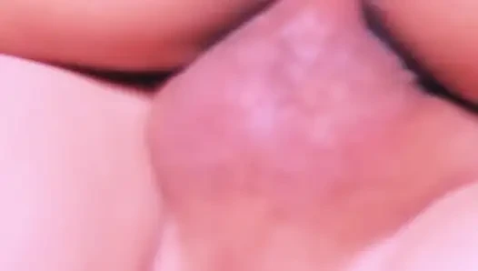 Ngentot kontol cowok ini sampai dia crot banyak banget