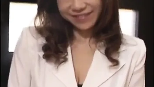 Japanese MILF Got a Job in the Sexual Activity