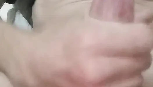Ateşli genç büyük boşalma ve inleme