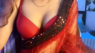 Bintang porno India priyas melakukan pijat memek