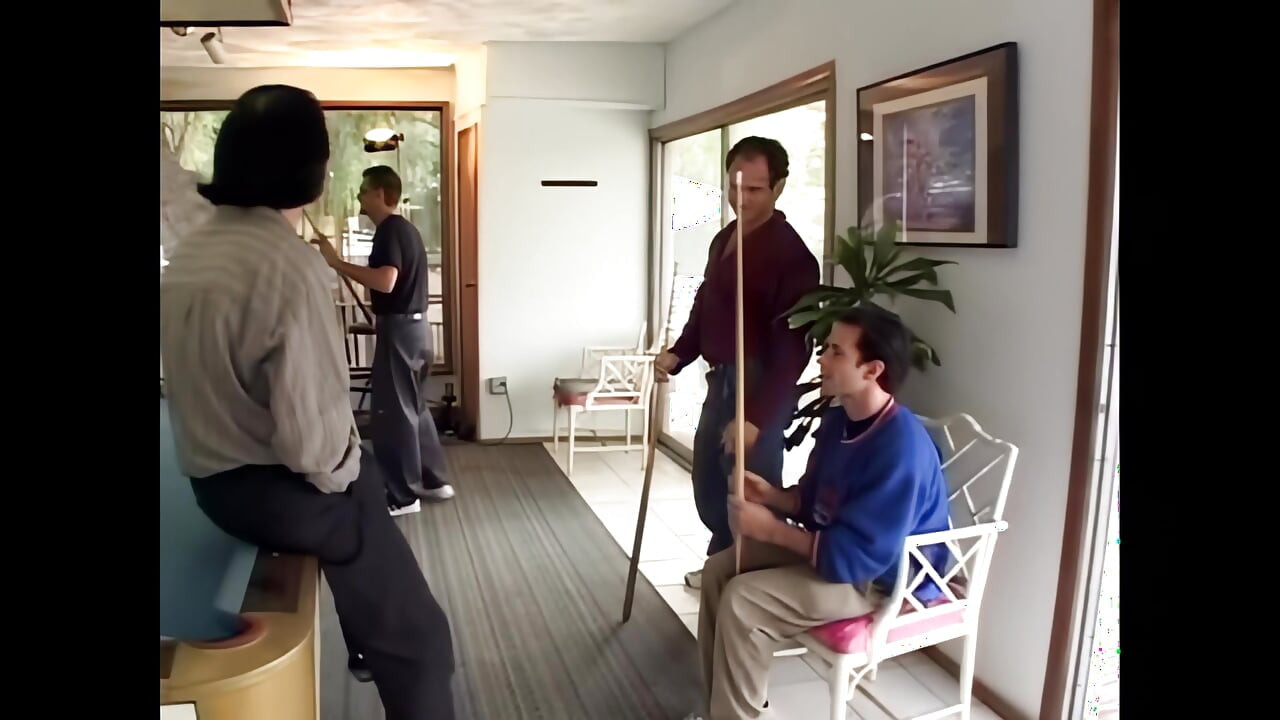 Чотири великі члени для молодого і величного ангела Лонга