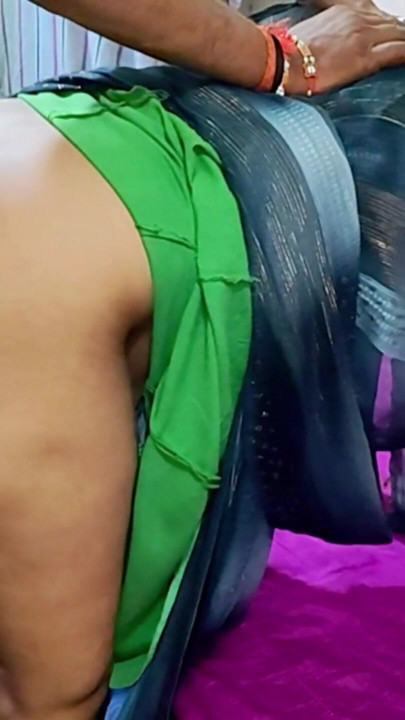 Desi bhabhi fuking neighbour boy's hindi audio | Clip 1