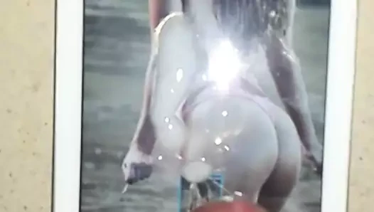Barbara palvin cumtribute