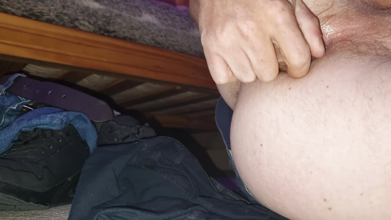 Bi muški analni dildo igračka masturbacija