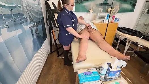 Bagian 1: mr hughes pergi menemui cockologist matron satana untuk membantu penis kecilnya!