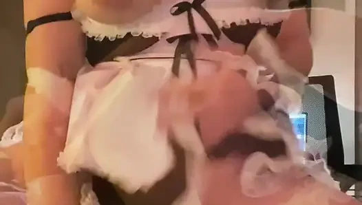 I love play withe my Dildo