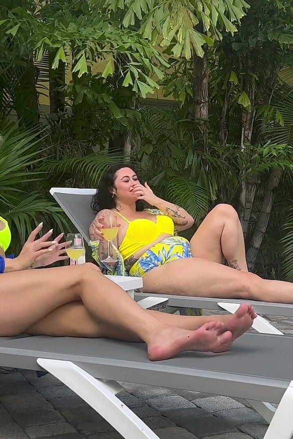 Outside Lesbian Sex with Scissoring and Squirt Facial