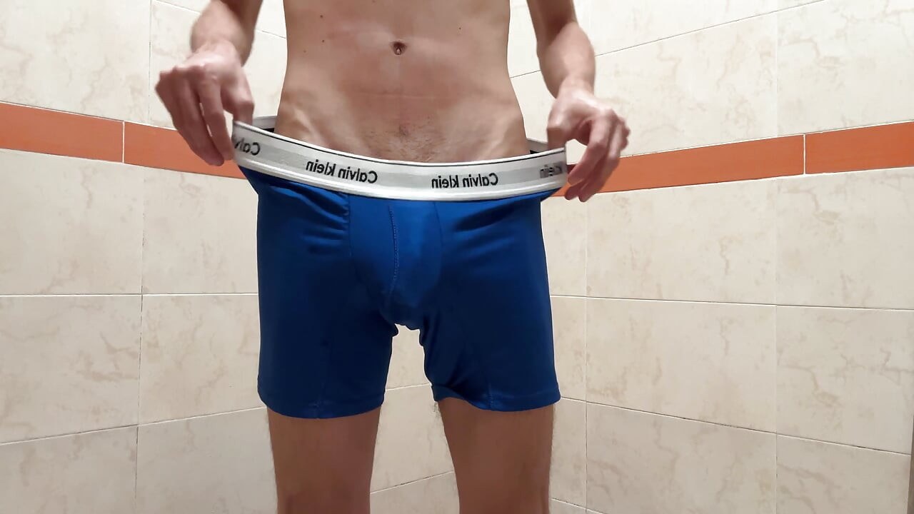 Twink Colombia giật tắt