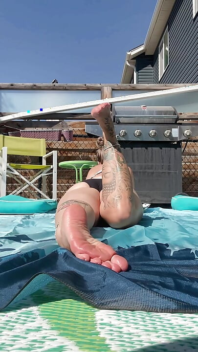 Girl Next Door’s Ridiculously Pretty Soft Pink Wrinkled Soles - HD
