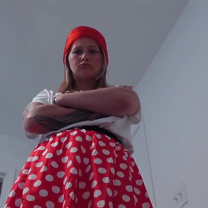 Peyton's Sultry '50s Giantess Fantasy 4K POV Tiny Thrills Await!