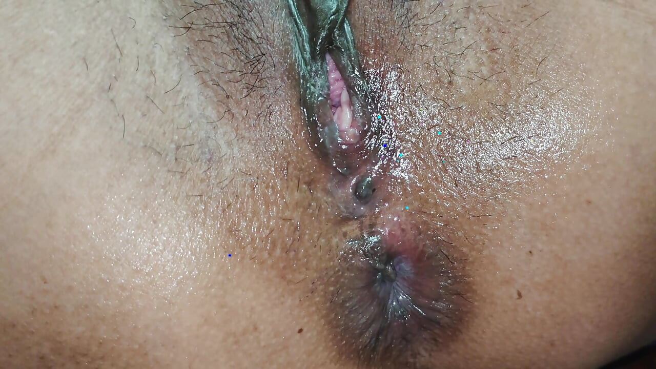 A local Rajasthani sister-in-law got her ass fucked by her father-in-law after applying oil, and also had her pussy fucked by hi