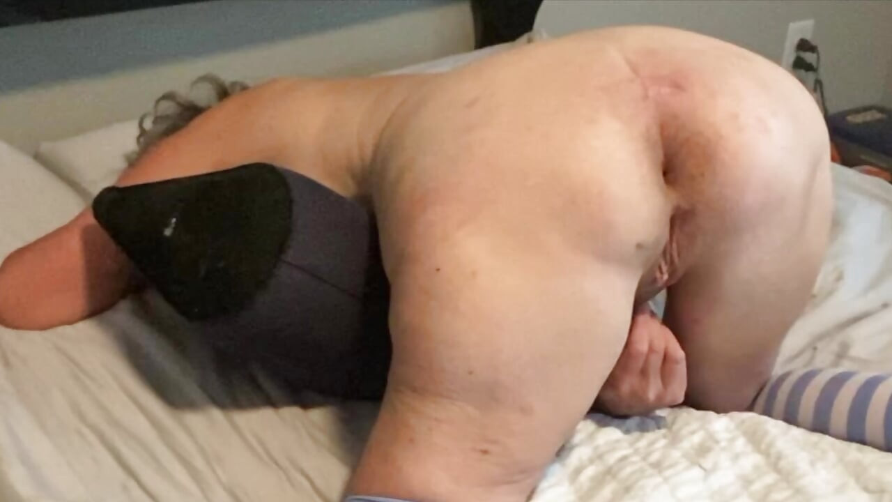 Big Ass Mature Wife Bent Over Inflatable Butt Plug Inserted