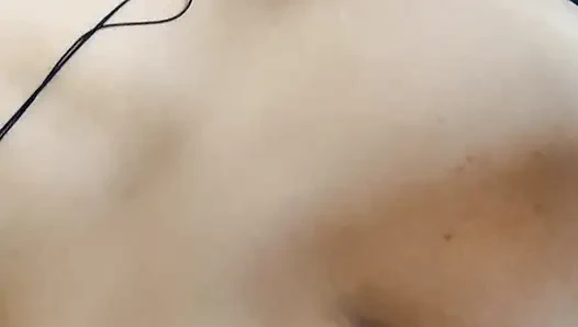 Suami lagi asik penuh gairah sama suami istrinya
