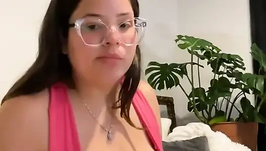 Live streaming bareng dani valentina