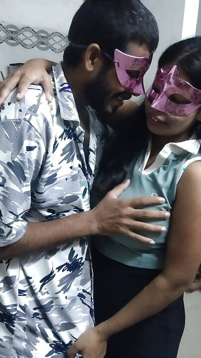 Padosi ke sath sex