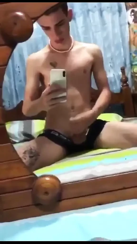 Kubai tinifiú cumshot összeállítás