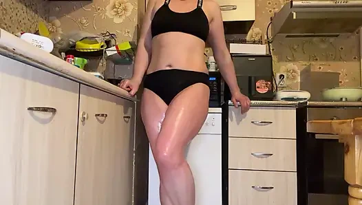 Waxing my thighs and oil up