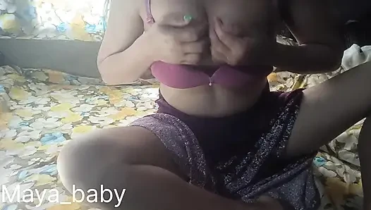 Putiko Pani aaulale chatera maja liye puti bata Pani aayera chikaune bela thuk launani pardaina q