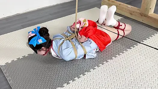 Versi klimaks dari memakai kimono di hari yang cerah