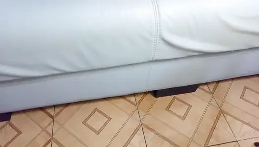 I reached the G-spot until I got completely wet.