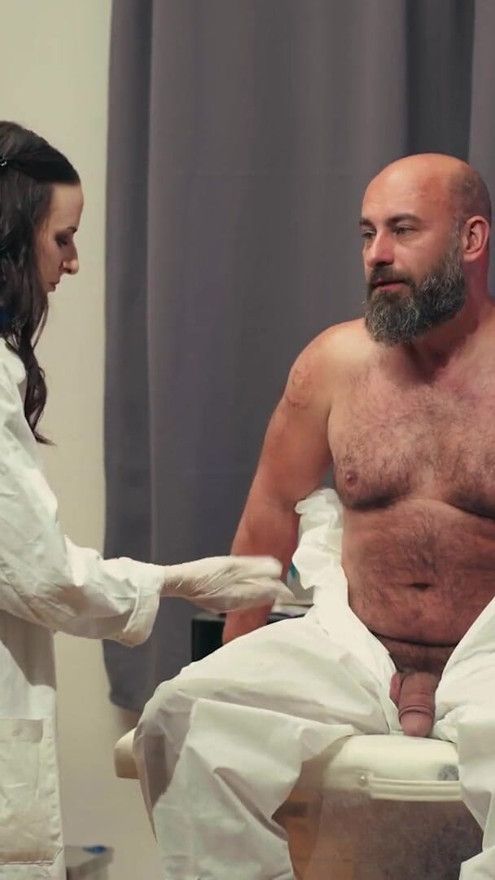 DADDY4K. Pervy nurse is cheating right in the doctor's office | Clip 1