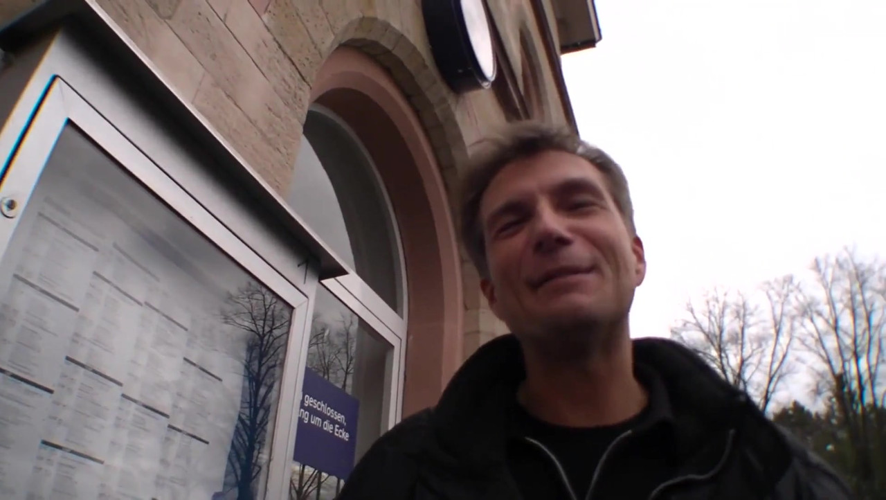 ティーニービッチ18歳が掘り下げてムラムラ