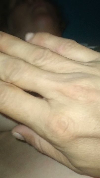 The bitch after the beach: she masturbates and makes me crazy, I can't take it and I'm going to suck her pussy very obedient | Clip 1