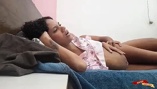 Даже если ты беременна, не переставай использовать член моего отчима