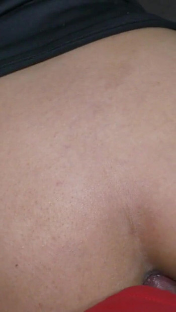 Nezaboravan trenutak iz "STAVI CIJELI SVOJ KURAC U MOJU USKU GUZICU I NAPUNI GA VRUĆOM SPERMOM, DAJ MI ANALNI CREAMPIE"