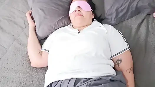 ICH DEBÜT IN MEINER NEUEN UNIFORM