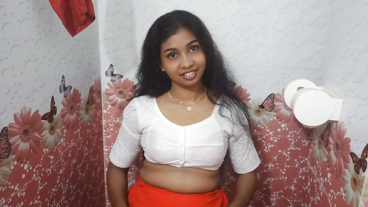 Video seks asli cewek Bangladesh lagi asik di kamar mandi