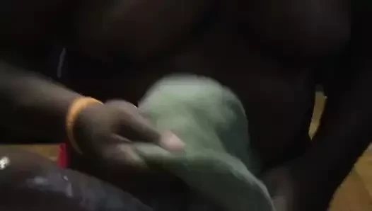 Boğazımda güzel bir adam üzerinde güzel bir çük