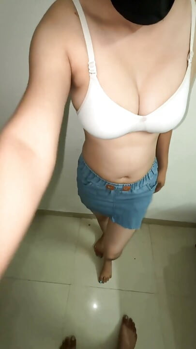 Ritu, Villageoise, Baise En Ville Avec Une Bite Noire D’une Chatte Rose Blanche